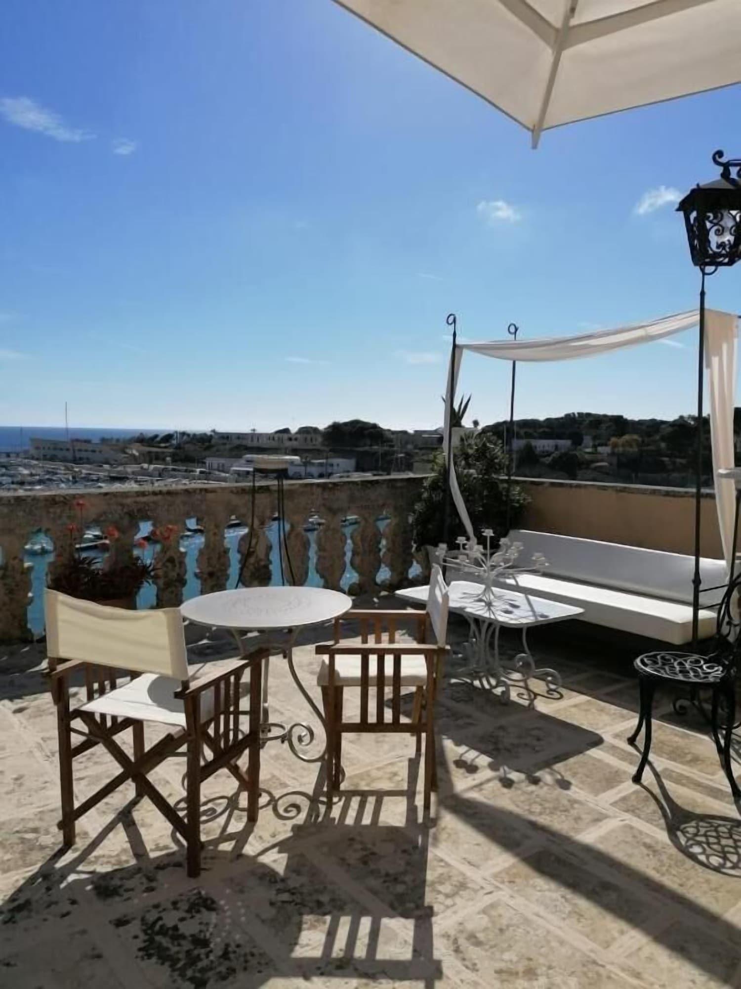 B&B Centro Storico Otranto Luaran gambar